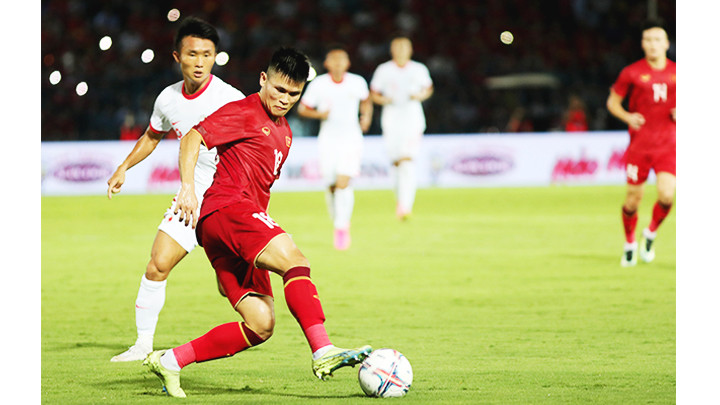 Tiền đạo Tuấn Hải đang có phong dộ cao. Ảnh: LÊ MINH