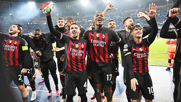 Không có ngôi sao đắt giá nhưng AC Milan hiện tại là tập thể luôn hỗ trợ nhau.