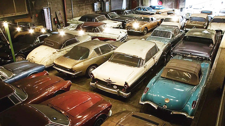 Đấu giá hơn 200 xe cổ