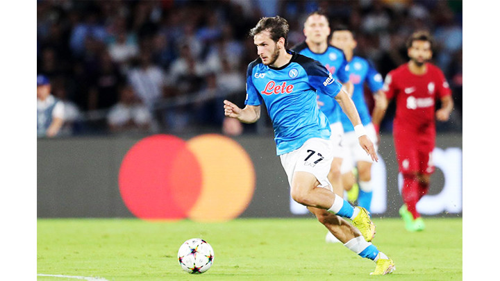 Khvicha Kvaratskhelia, ngôi sao trẻ nổi bật ở Serie A sau khi được Napoli đưa về từ Dinamo Batumi.