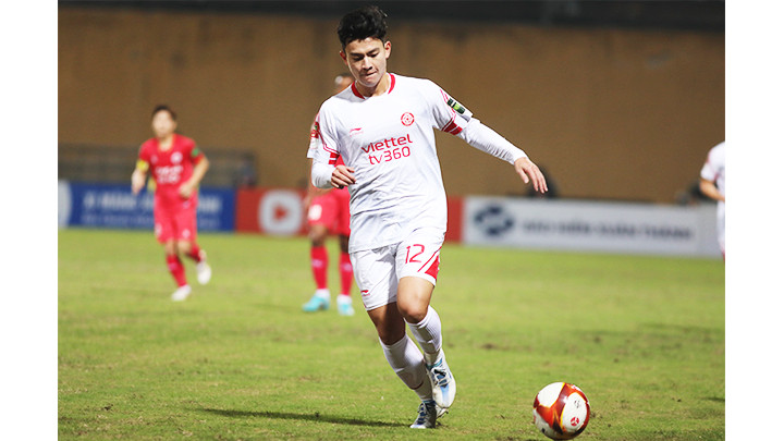 Thi đấu với phong độ ổn định, cầu thủ Phan Tuấn Tài góp mặt trong danh sách U23 Việt Nam. Ảnh: LÊ MINH