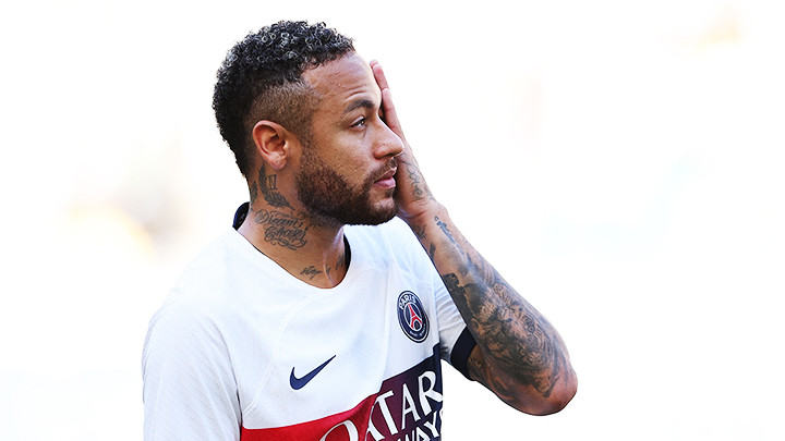 Neymar thông báo rời PSG