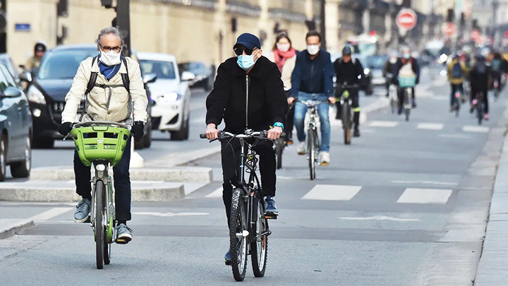 Pháp đề ra nhiều chính sách khuyến khích người dân đi xe đạp. Ảnh: GETTY IMAGES