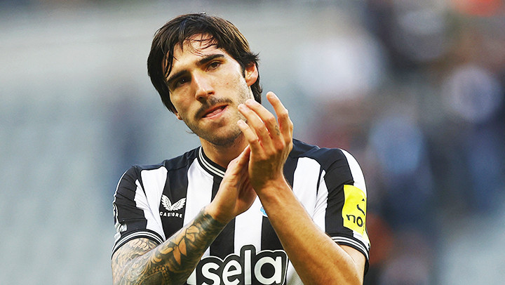 Tonali bị treo giò 10 tháng