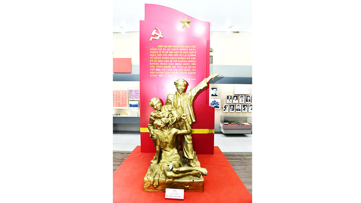 Nơi tuyên truyền, giáo dục truyền thống cách mạng cho thế hệ trẻ.