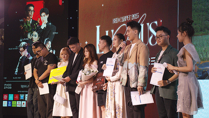 Khích lệ giới trẻ với “Red Carpet - Thảm đỏ Chuyên sư phạm” 