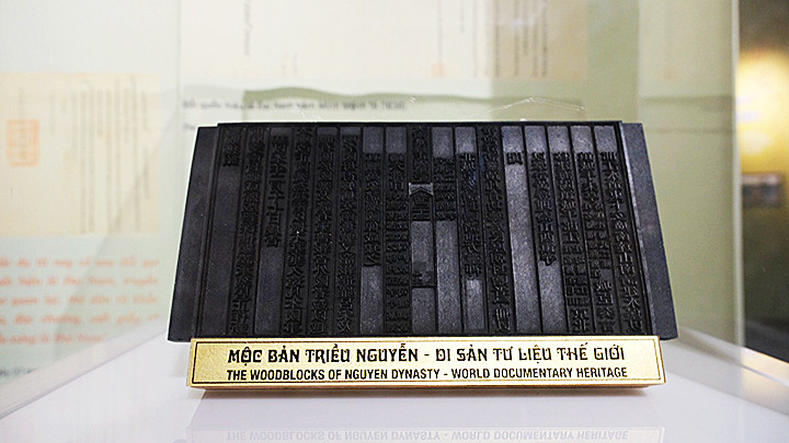 Tôn vinh tư liệu quý báu của dân tộc