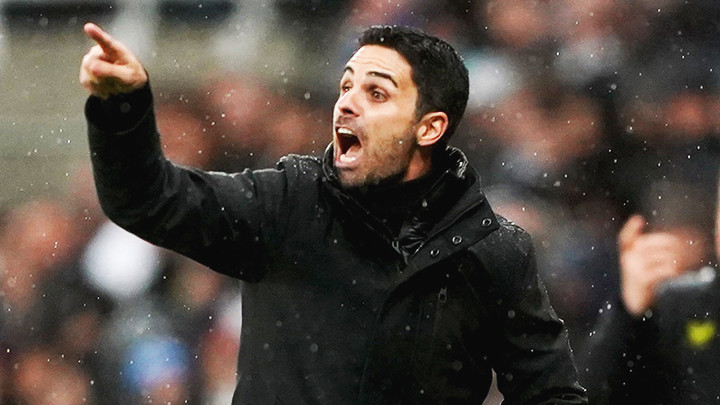 Arteta bức xúc với VAR