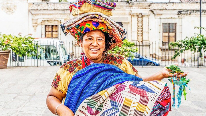 Phụ nữ Guatemala trong trang phục truyền thống. Ảnh: THE DISCOVERY