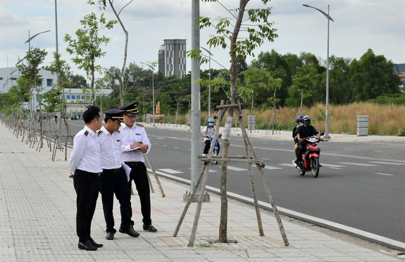 Kiểm toán Nhà nước là lực lượng đóng góp vai trò quan trọng trong kiểm tra, kiểm soát việc quản lý, sử dụng tài chính, tài sản công. Ảnh: KỲ DUYÊN