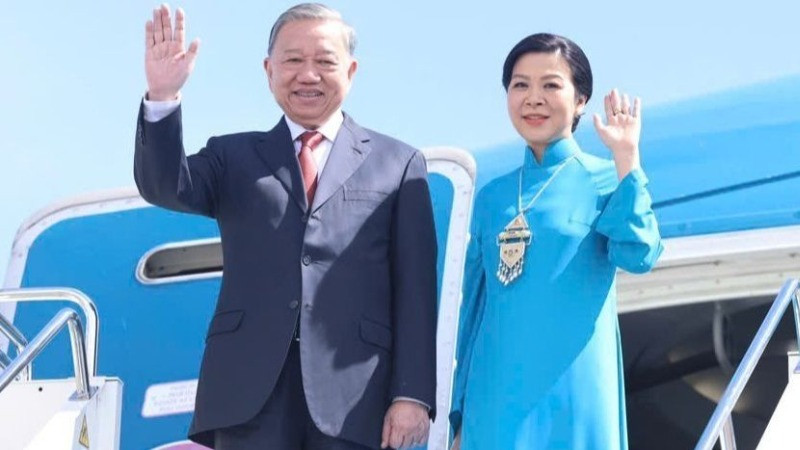 Tổng Bí thư Tô Lâm và Phu nhân rời Astana, lên đường thăm cấp Nhà nước tới Cộng hòa Azerbaijan. (Ảnh: TTXVN)