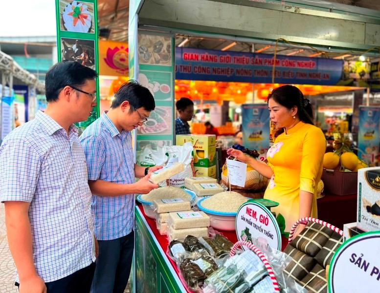 Các sản phẩm nông nghiệp qua chế biến thu hút sự quan tâm của người tiêu dùng.