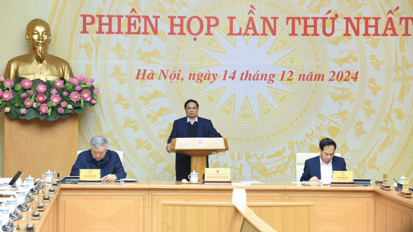 Thủ tướng chủ trì phiên họp Ban Chỉ đạo quốc gia về phát triển ngành công nghiệp bán dẫn. 