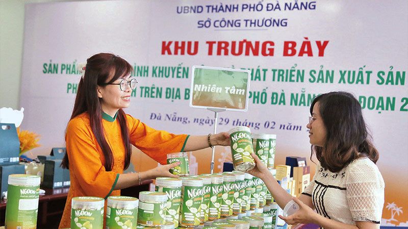Nhiều chương trình giúp quảng bá, giới thiệu các sản phẩm công nghiệp nông thôn.