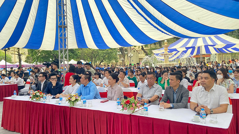 Đại biểu tham dự Ngày hội Tư vấn tuyển sinh, hướng nghiệp AJC Open Day 2023.