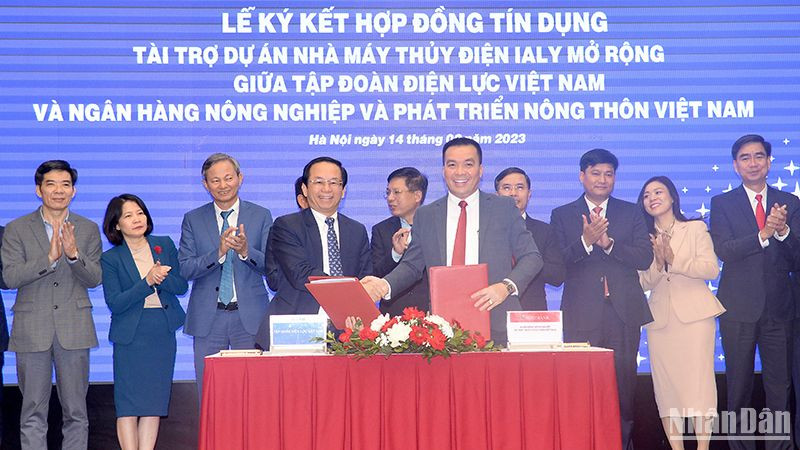 EVN và Agribank ký hợp đồng tín dụng tài trợ dự án Nhà máy thủy điện Ialy mở rộng