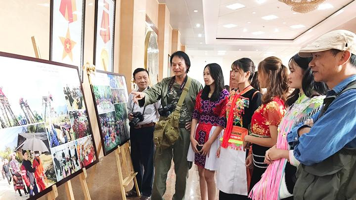 Các NSNA chia sẻ những góc nhìn, câu chuyện qua từng góc máy với người xem.