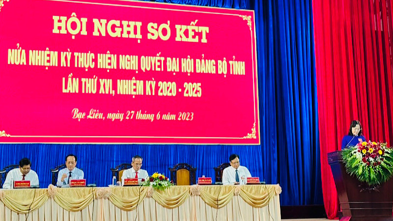 Quang cảnh hội nghị.