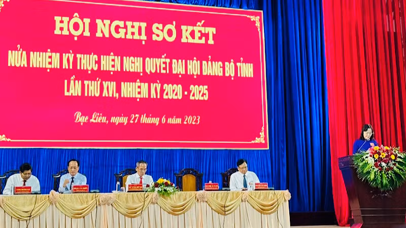 Quang cảnh hội nghị.