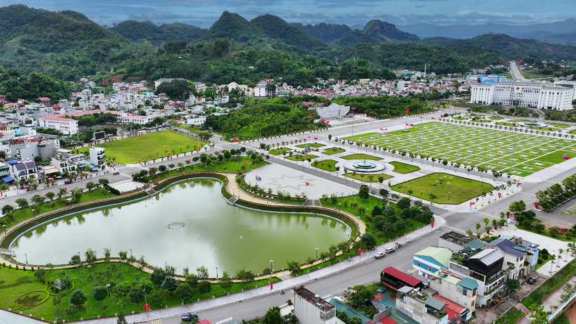 Sơn La đã ban hành quyết định phê duyệt danh mục thu hút đầu tư giai đoạn 2021-2025 gồm 367 dự án trên các lĩnh vực.