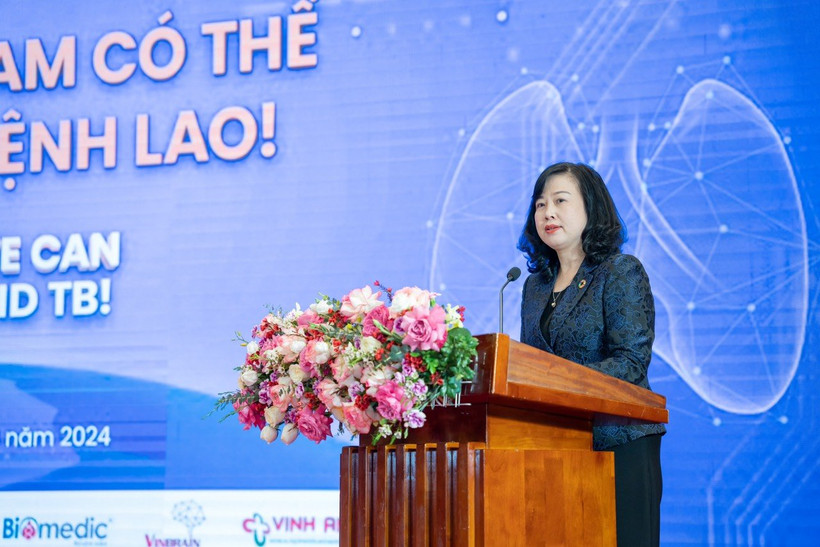 Bộ trưởng Y tế Đào Hồng Lan phát biểu tại chương trình.