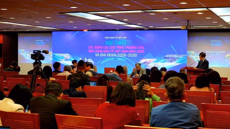 Hội thảo “Các động lực cho tăng trưởng cao, bền vững kinh tế năm 2025 và giai đoạn 2026-2030”