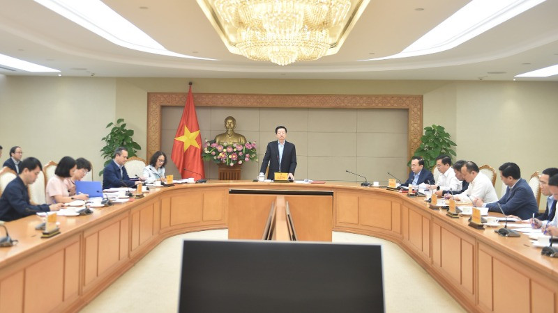 Phó Thủ tướng Mai Văn Chính cho biết cuộc họp nhằm thông tin về Tổ chỉ đạo, thành phần, chức năng, nhiệm vụ của Tổ chỉ đạo, đồng thời lắng nghe các đảng bộ báo cáo về công tác chuẩn bị đại hội, tập trung tháo gỡ khó khăn, vướng mắc nếu có. (Ảnh: VGP/Giang Thanh)