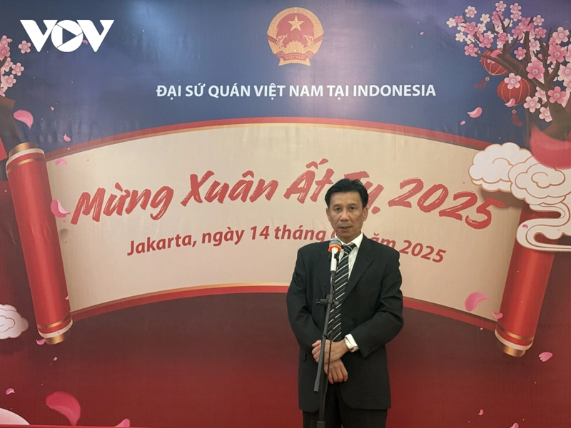 Đại sứ đặc mệnh toàn quyền Việt Nam tại Indonesia Tạ Văn Thông phát biểu tại buổi lễ. (Ảnh: vov.vn)