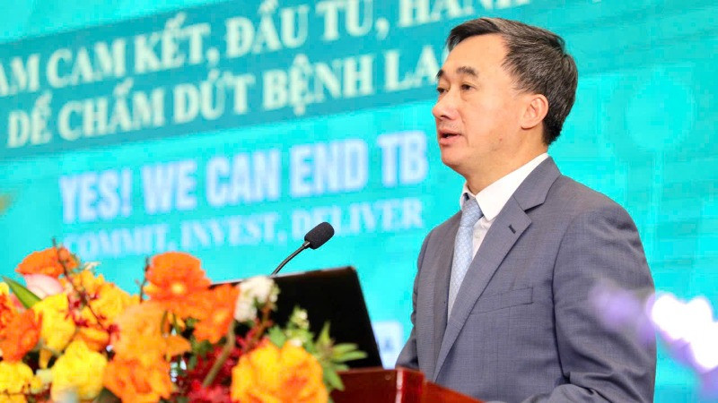 Giáo sư, Tiến sĩ Trần Văn Thuấn, Thứ trưởng Y tế phát biểu tại chương trình. (Ảnh: T.H)