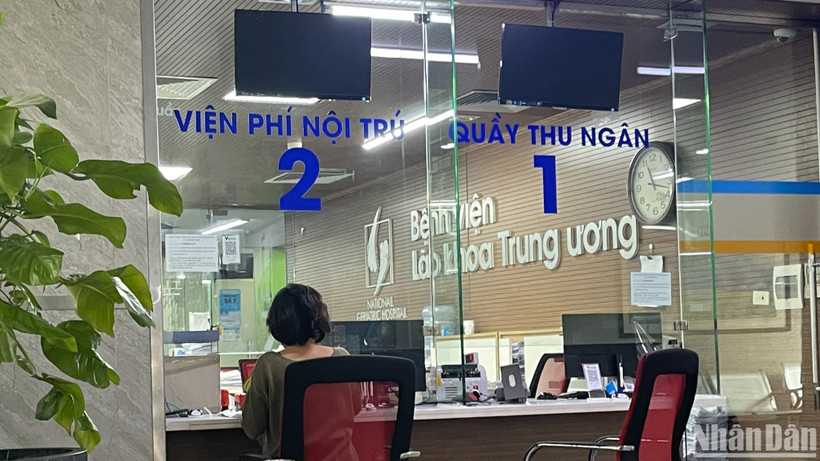 Người dân mua thuốc bên ngoài sẽ được sớm thanh toán bảo hiểm y tế.