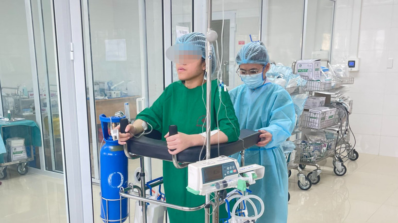 Cô gái hồi sinh sau ca ghép chiều 30 Tết. 