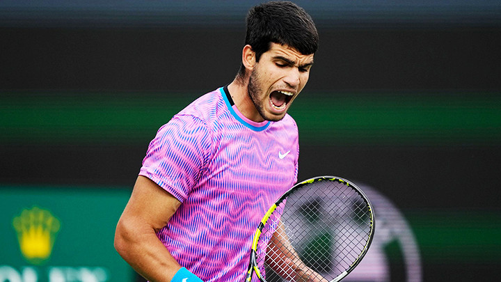 Alcaraz vào chung kết Indian Wells