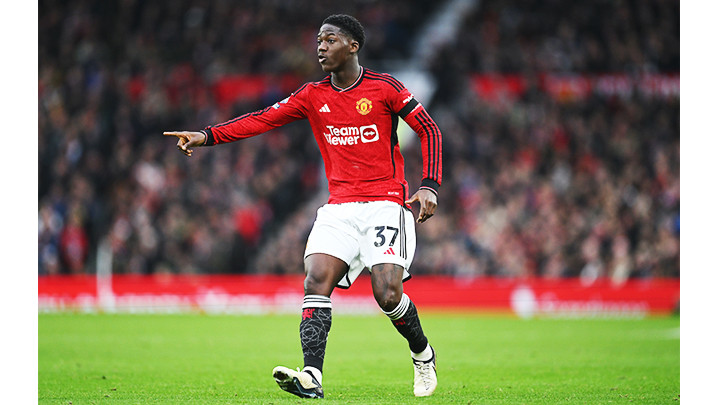 Kobbie Mainoo đang thi đấu nổi bật trong đội hình của Man United.