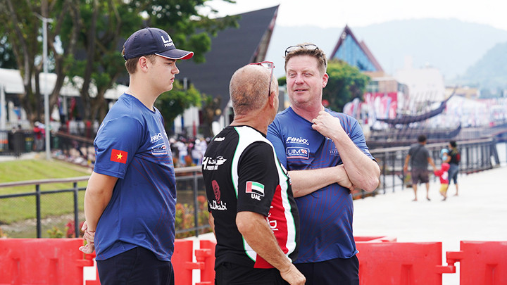 Hướng đến phát triển tài năng trẻ