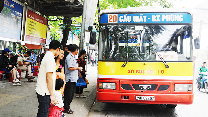 Đề xuất tăng giá vé xe bus Hà Nội từ 1/7