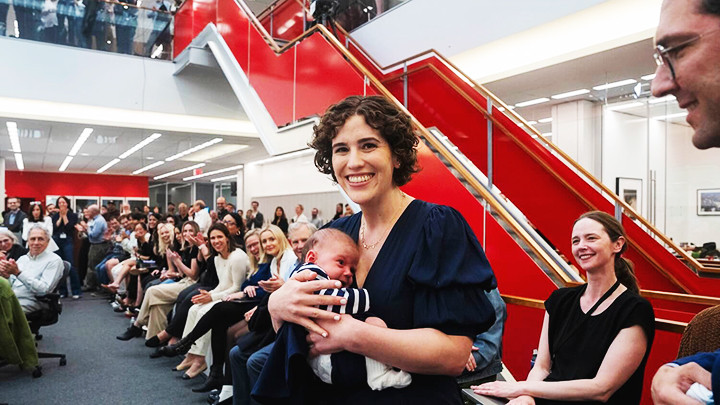 Nhà báo Hannah Dreier thắng giải Pulitzer ở hạng mục "Báo chí điều tra". Ảnh: THE NEW YORK TIMES