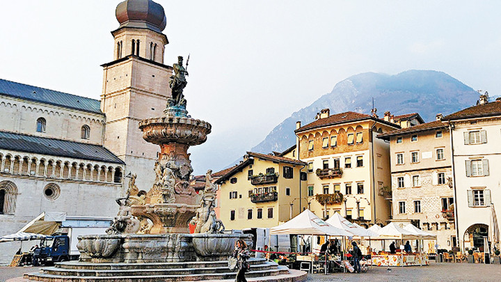 Trento là thành phố đầu tiên bị phạt vì vi phạm quyền riêng tư khi sử dụng AI. Ảnh: GETTY