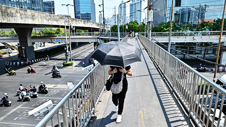 Nhiều nơi tại Thailand đang hứng chịu đợt nắng nóng cao. Ảnh: THE BANGKOK POST