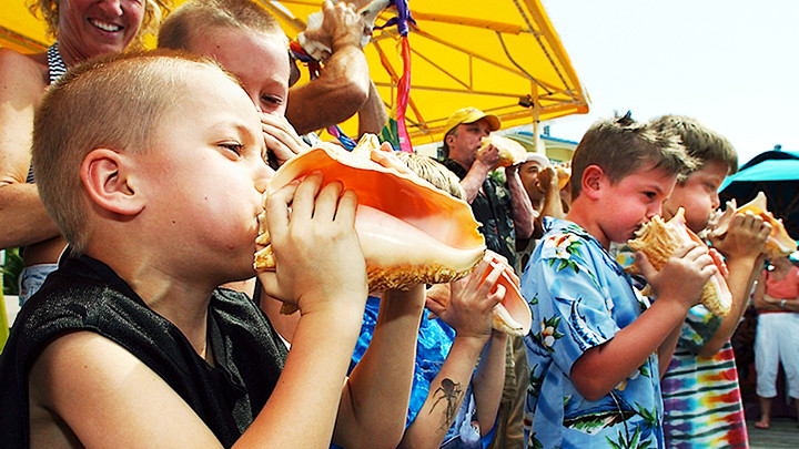 Cuộc thi thổi vỏ ốc xà cừ