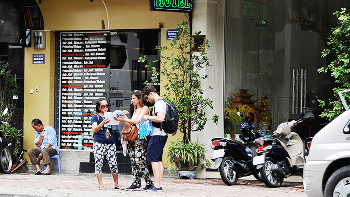 Các doanh nghiệp, khách sạn chưa được hưởng hỗ trợ để khắc phục khó khăn. Ảnh: NGUYỆT ANH