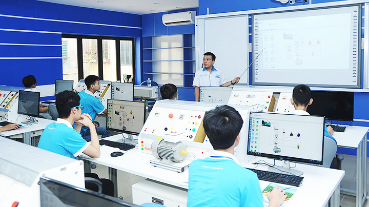 Chú trọng đào tạo nguồn nhân lực để nhanh chóng đáp ứng nhu cầu của doanh nghiệp.