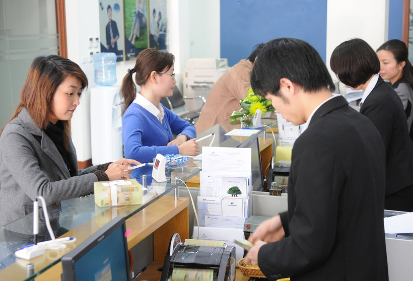 Nhiều doanh nghiệp vẫn khó tiếp cận được các gói tín dụng ưu đãi. Ảnh: NAM ANH