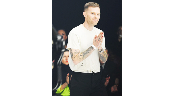 Cuộc chia tay báo trước