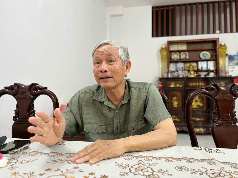 Cựu điệp viên, cựu phi công, cựu Giám đốc Hồ Duy Hùng. Ảnh: MỸ DUNG