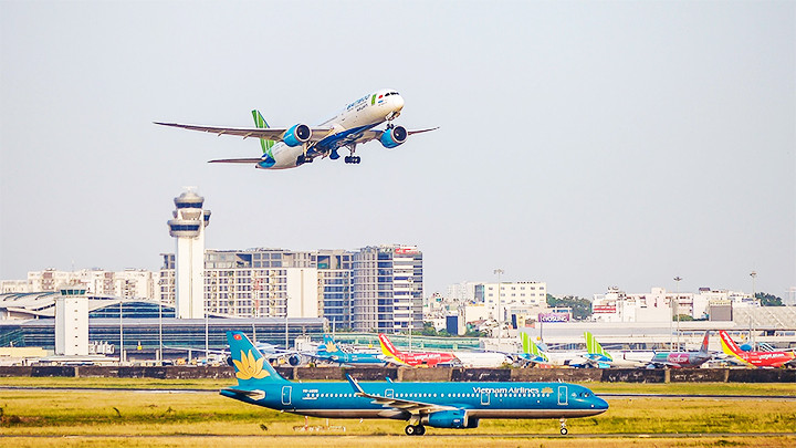 Cần giải pháp hiệu quả để ứng phó tình trạng thiếu hụt tàu bay.