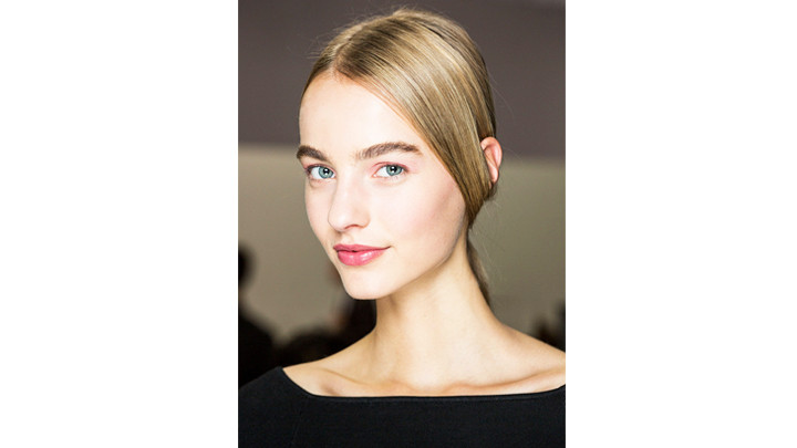 Xu hướng trang điểm mùa mới