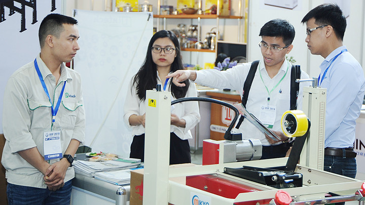 Doanh nghiệp có vai trò quan trọng trong việc thực hiện ESG - phát triển bền vững. Ảnh: NAM ANH