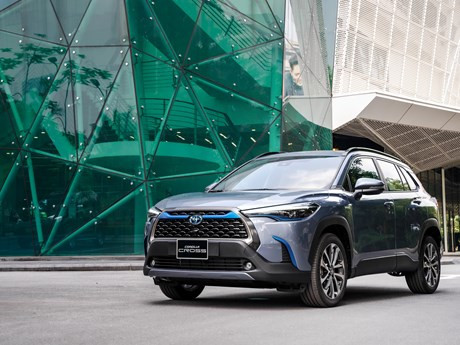 Toyota Corolla Cross là mẫu xe gầm cao cỡ trung bán chạy nhất phân khúc. (Ảnh nguồn: TMV).