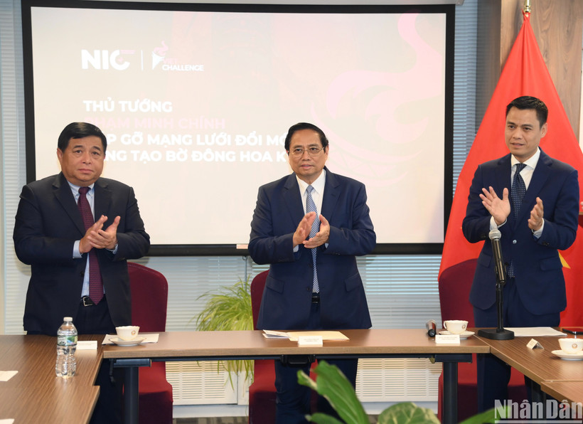 Thủ tướng Phạm Minh Chính đã gặp gỡ các thành viên của Mạng lưới đổi mới sáng tạo Việt Nam tại Hoa Kỳ.