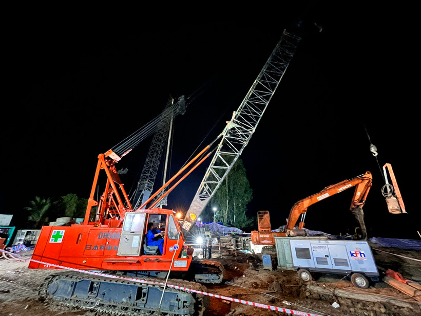 Hiện trường vụ giải cứu bé 10 tuổi tại Đồng Tháp.